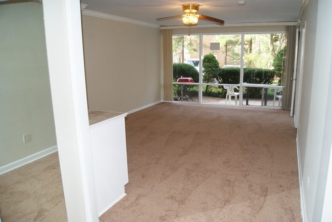 Photo - 7514 Spring Lake Dr Unit A