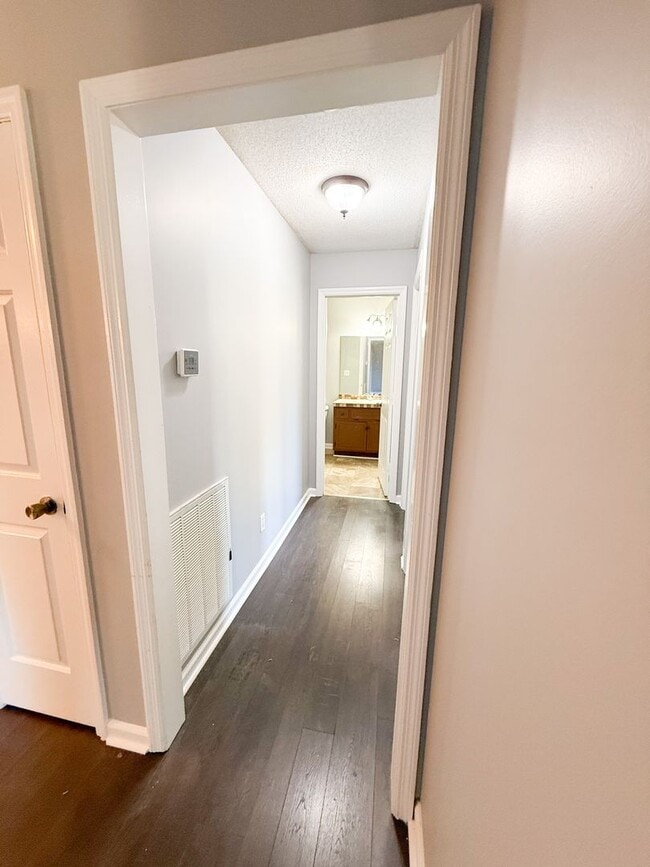 Photo - 3 Bedroom 2 Bathroom Home