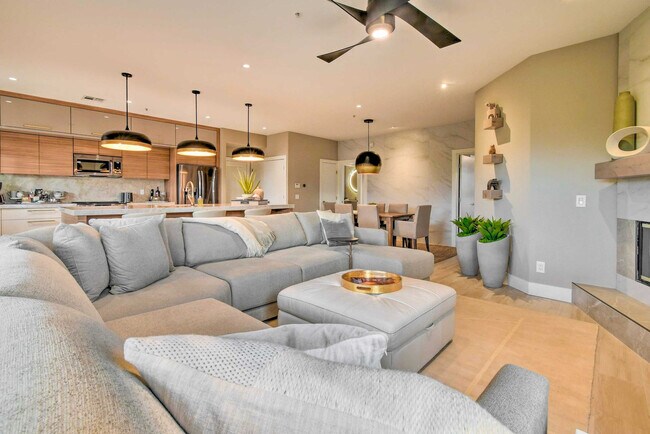 11500 E Cochise Dr Unit SI FL2-ID1545950P