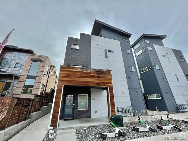 Building Photo - 2106 Eliot St Rental