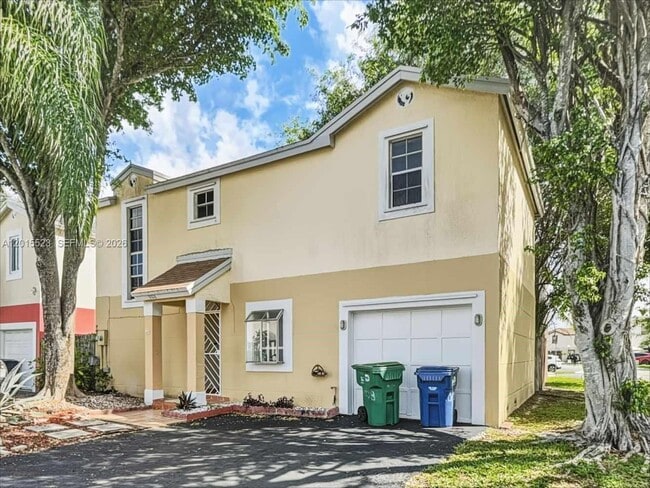 Building Photo - 9108 SW 147th Ct