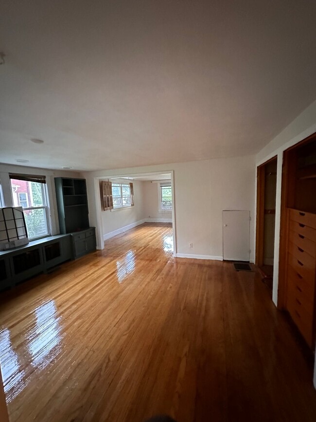 Photo - 16 Adams St Unit 1R