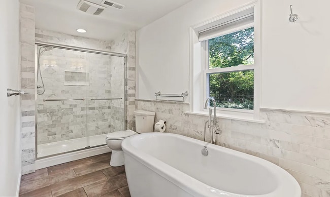 Photo - 3194 St Johns Ln