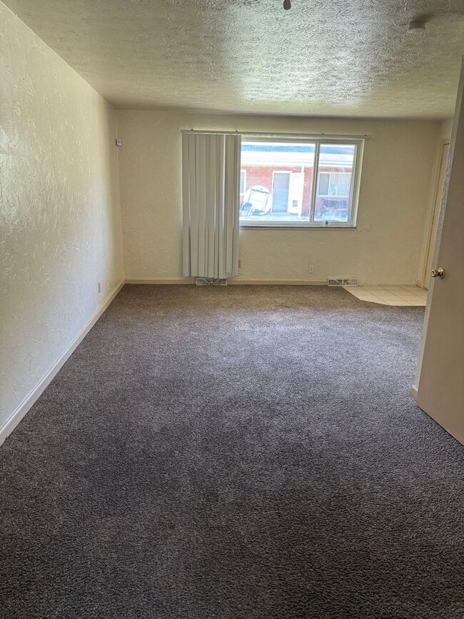 Photo - 23921 Banbury Cir