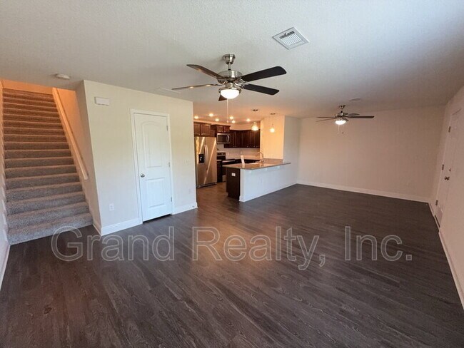 Photo - 5033 Peach Dr