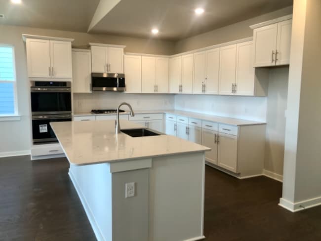 Photo - 192 Picasso Cir