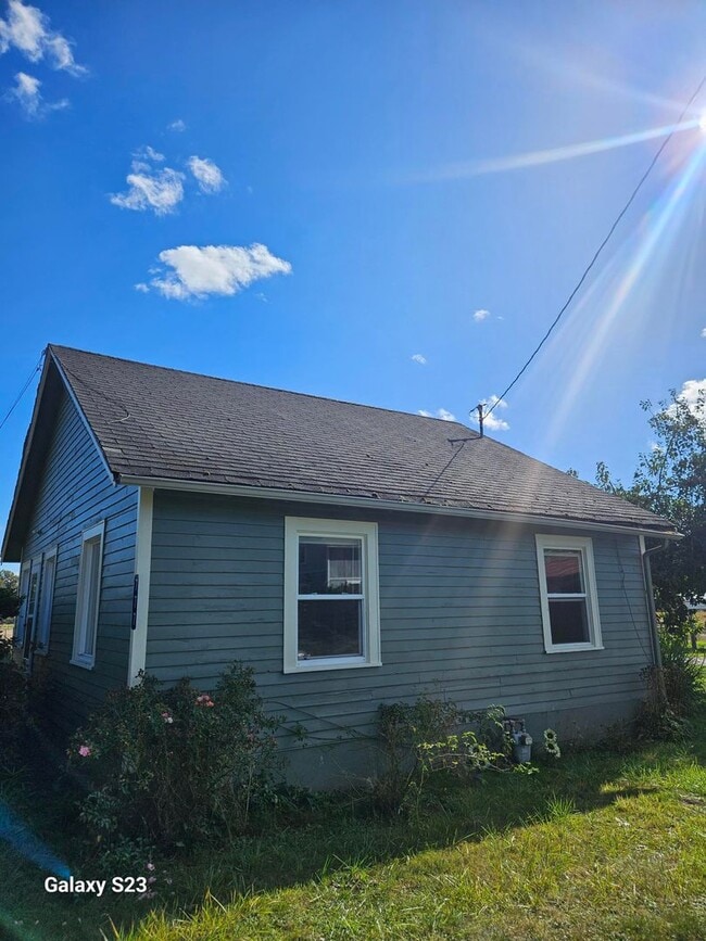 Photo - Charming Country Home in Silver Creek