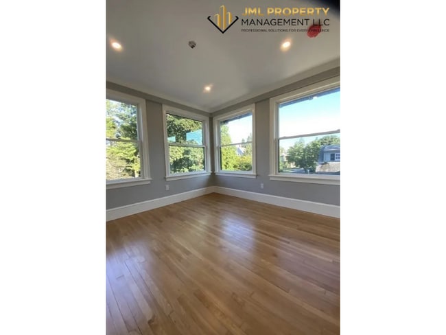 Photo - 50 E Clinton St Unit 2