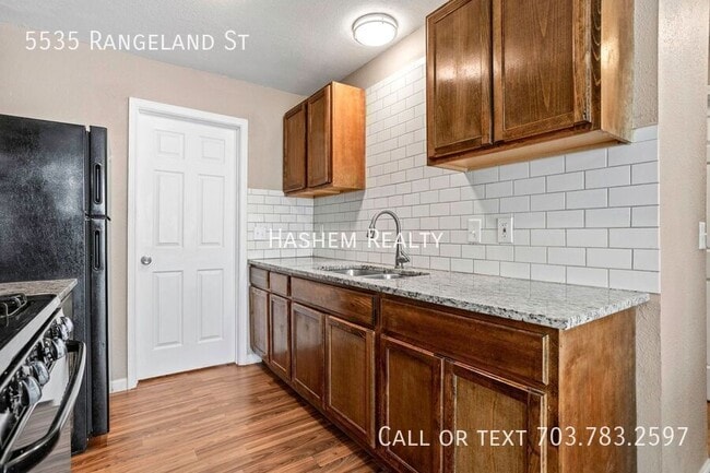 Photo - 5535 Rangeland St