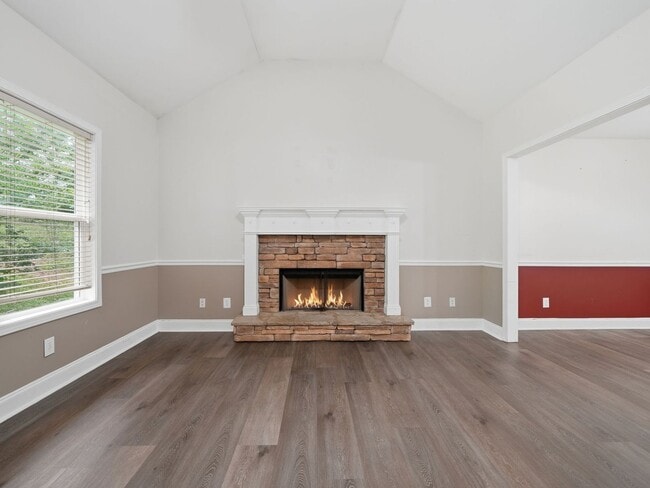 Photo - 166 Cove Hill