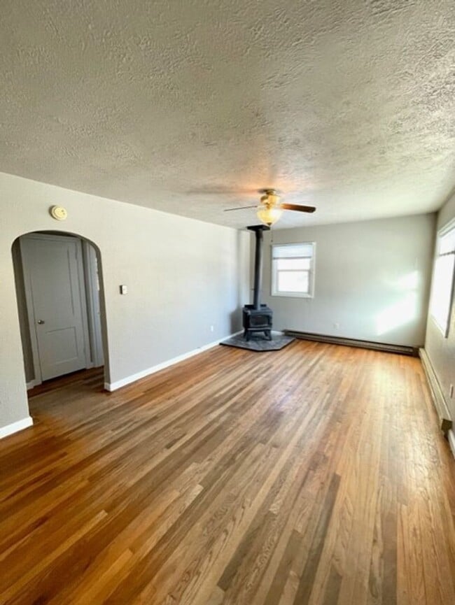 Photo - Charming home in Downtown Redmond with huge fenced yard and lots of storage!