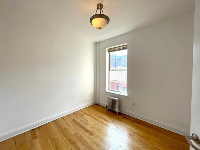 Photo - 2677 John F. Kennedy Blvd Unidad 12