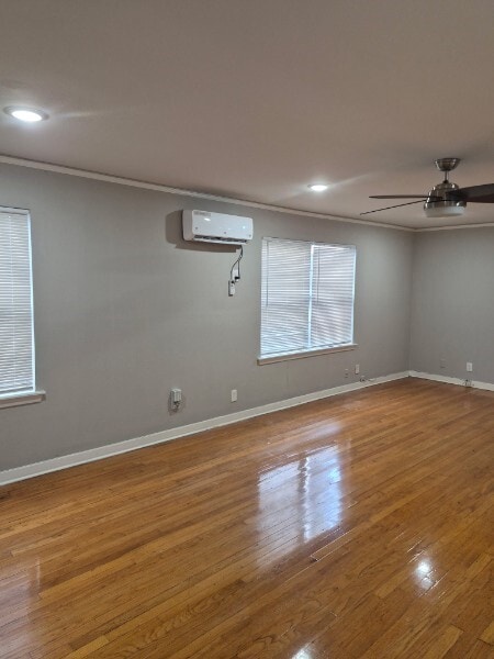 Photo - 4714 Oakshire Dr Unit 2