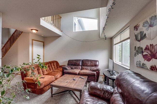 Photo - Spacious 3 Bed, 3 1/2 Bath Townhome in Northwest Fort Collins!