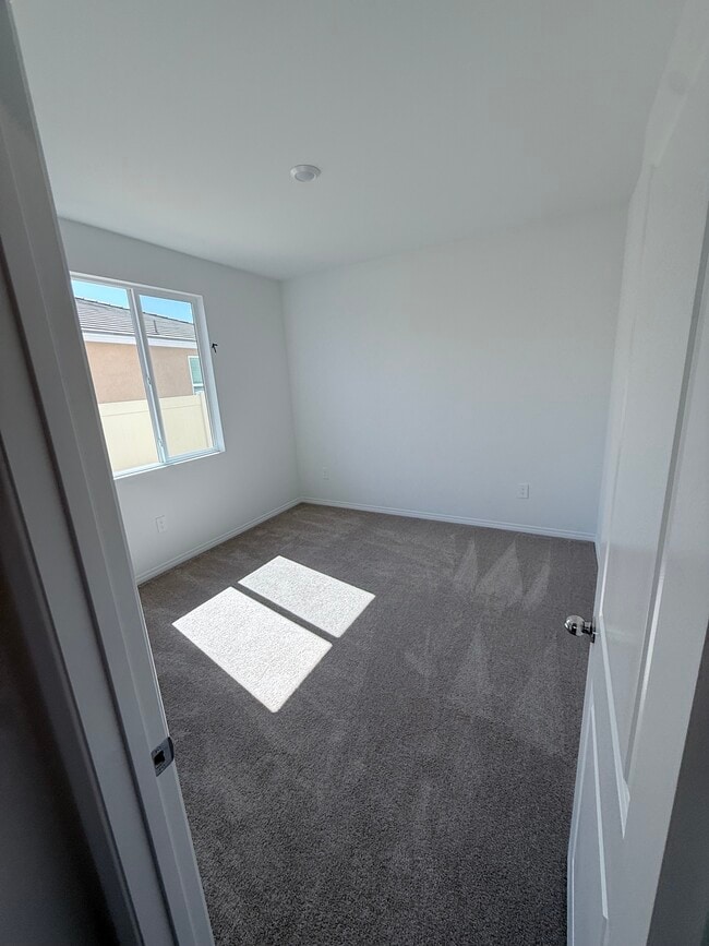 339 Deer Lake Way