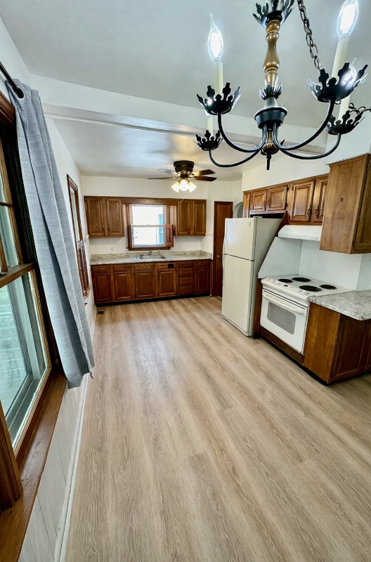 Photo - 112 S Villa Dr