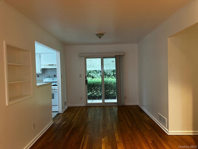 Photo - 46 Haverford Rd