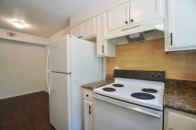 2906 Sweeney Ln Unit C