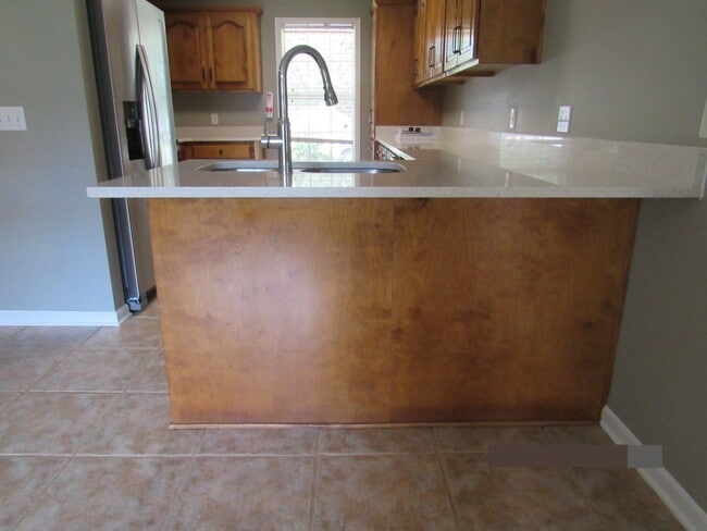 131 Foxchase Dr