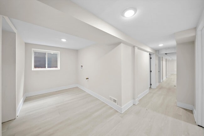 Photo - 3236 W Eastwood Ave Unit G