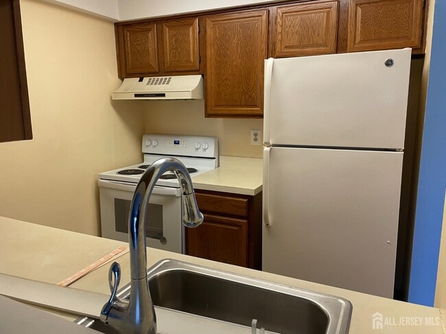 Photo - 2107 Ravens Crest Dr