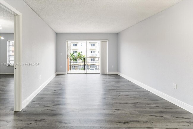 Photo - 365 NE 125th St Unit 302