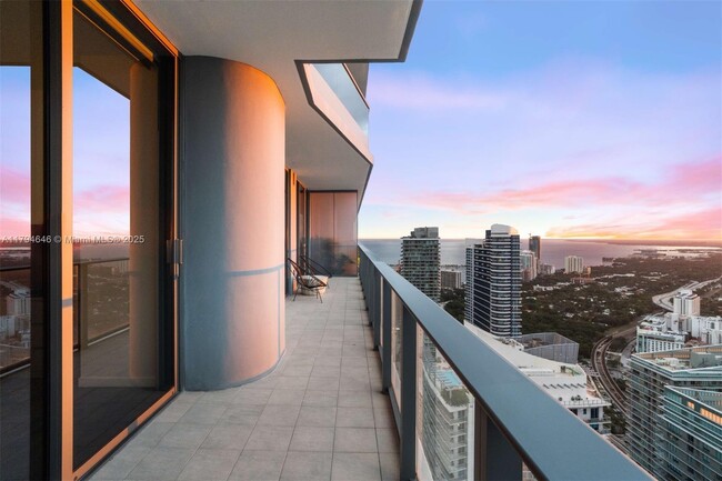 Photo - 1000 Brickell Plaza Condo Unit PH5706