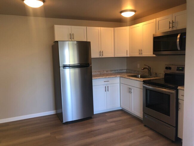 Photo - Charlemagne Apartments