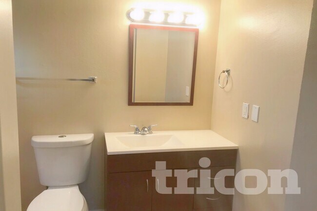 Photo - 5110 Cresthill Dr