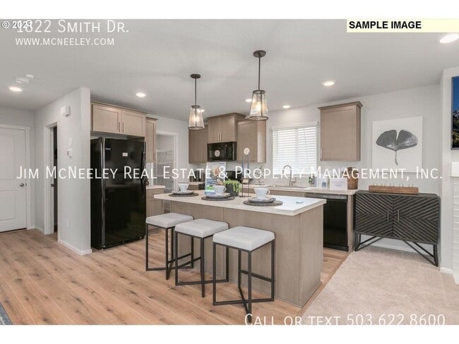 Photo - 1822 Smith Dr