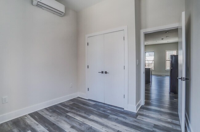 Photo - 147 Grant Ave Unit 2