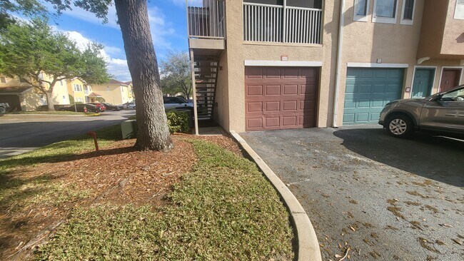 12024 Villanova Dr Unit 103
