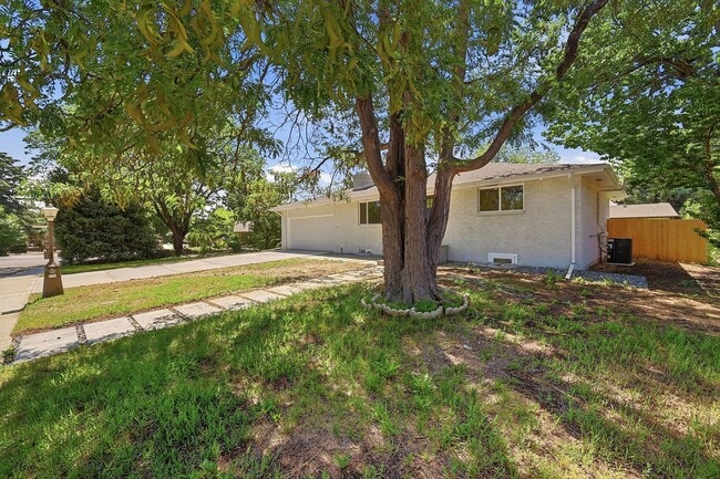 Photo - 4-bedroom, 4 bath home with 2 car garage