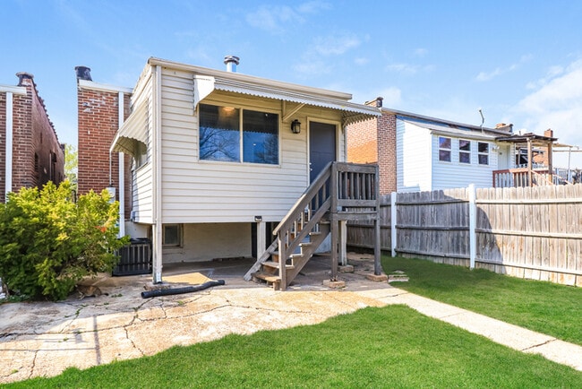 Photo - Fantastic 2bd/1ba home! Let yourself in!