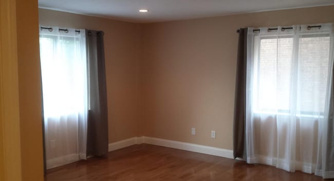 Building Photo - 276 Chestnut Hill Ave Rental