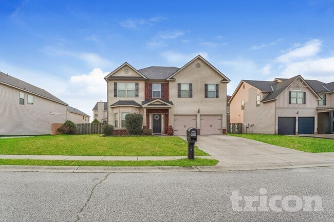 Building Photo - 3206 Waverly Ln