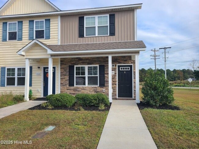 Building Photo - 100 Justice Farm Dr Rental