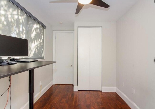 Photo - 731 SE 13th St