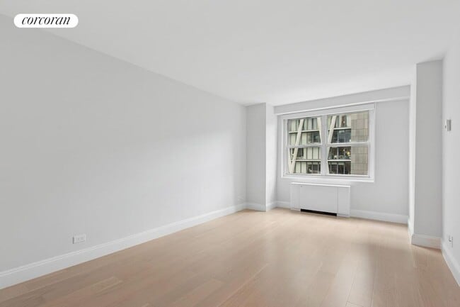 Photo - 155 W 68th St
