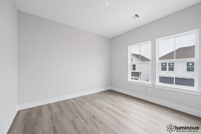 Photo - 6702 Metro Blvd