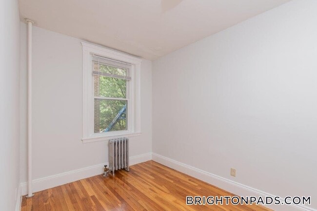 286 Chestnut Hill Ave Unit 5