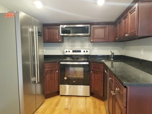 Photo - 35 Whitfield Rd Unidad #3