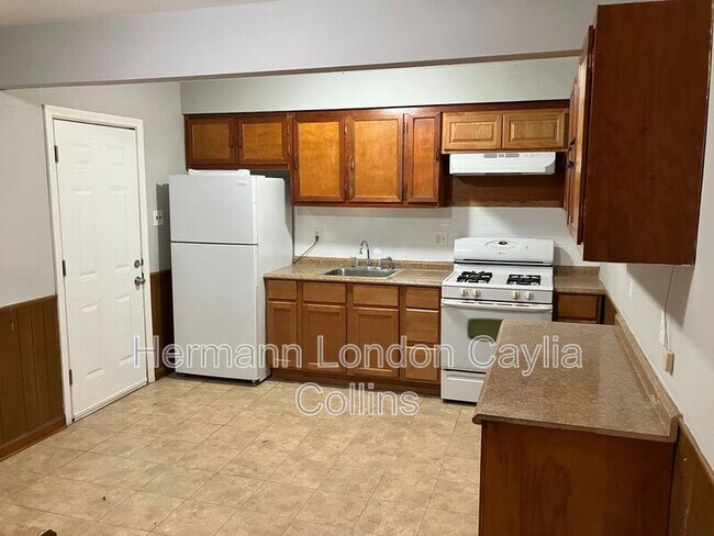 Photo - 360 S Harvey Ave