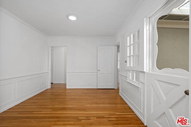 Photo - 513 Arbramar Ave
