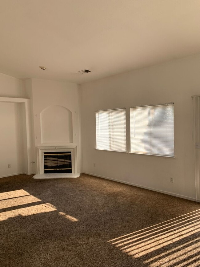 Photo - 3 Bedroom 2 Bath Home