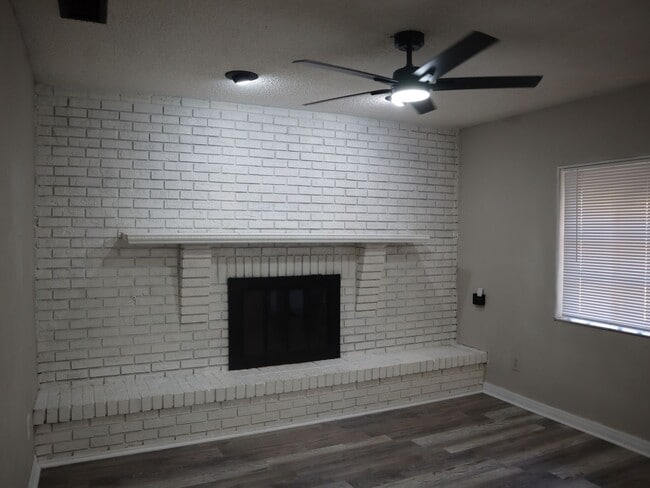 Photo - 4 BEDROOM 2 Bath Pool Home! Call Carole Arcaro 386-216-4900 Deltona Lakes Realty