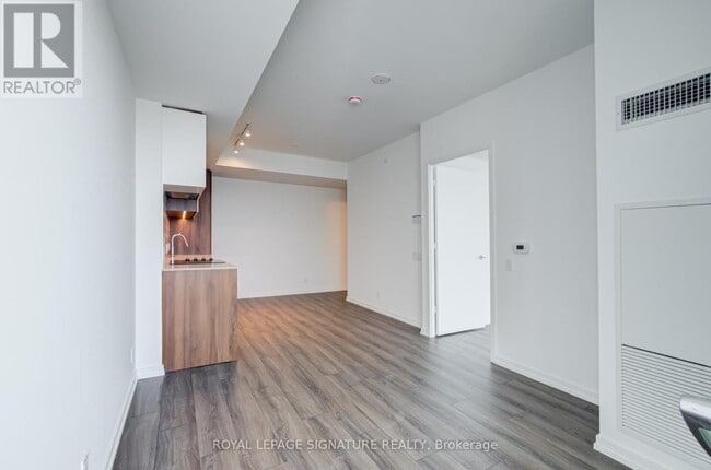 Photo - 1000 Portage Pkwy Unit 4715