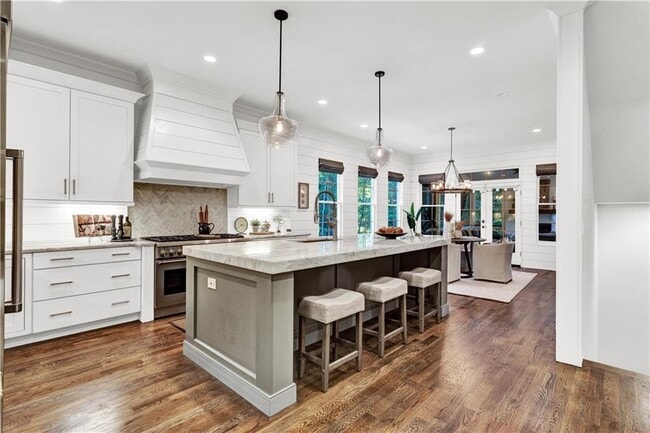 Photo - 3081 Rhodenhaven Dr NW