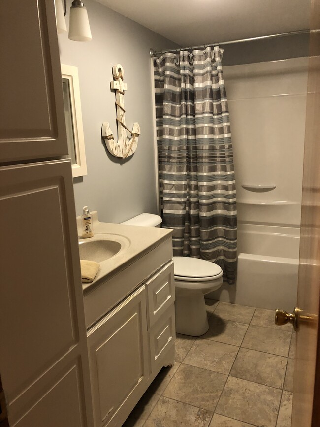 Newly Renovated Bathroom - 2312 Garfield St Unit 2312 Garfield St.