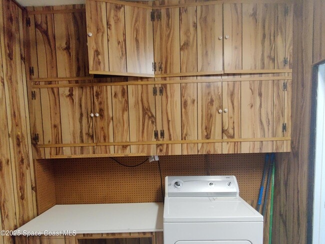 Photo - 700 Lund Cir